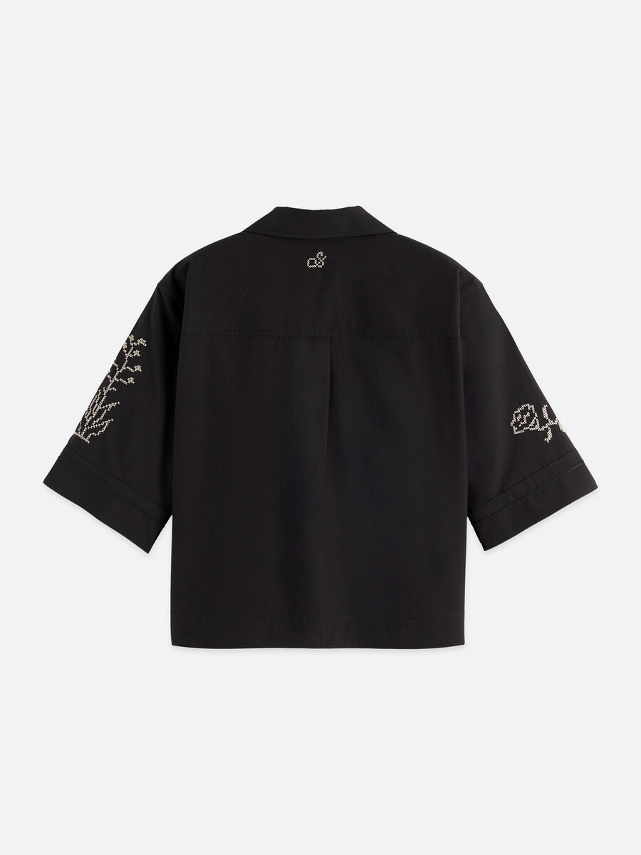 camicia a maniche corte dal taglio squadrato