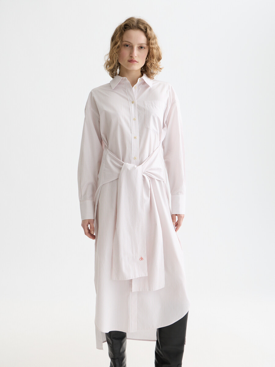 abito camicia con cravatta dal taglio rilassato