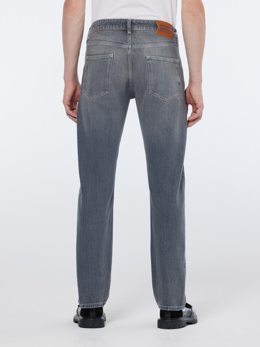 jeans zee straight fit fuori città
