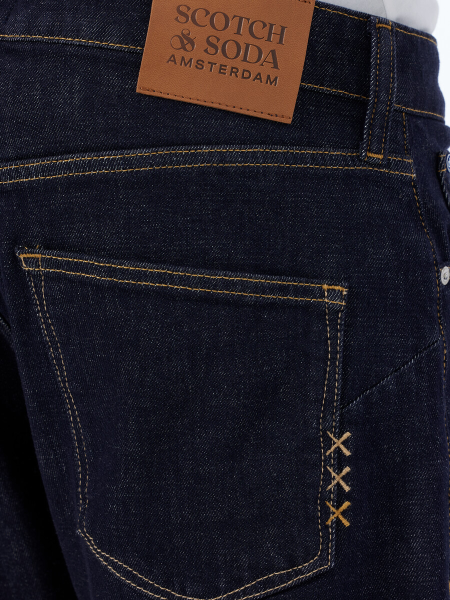 jeans zee straight fit stay dark