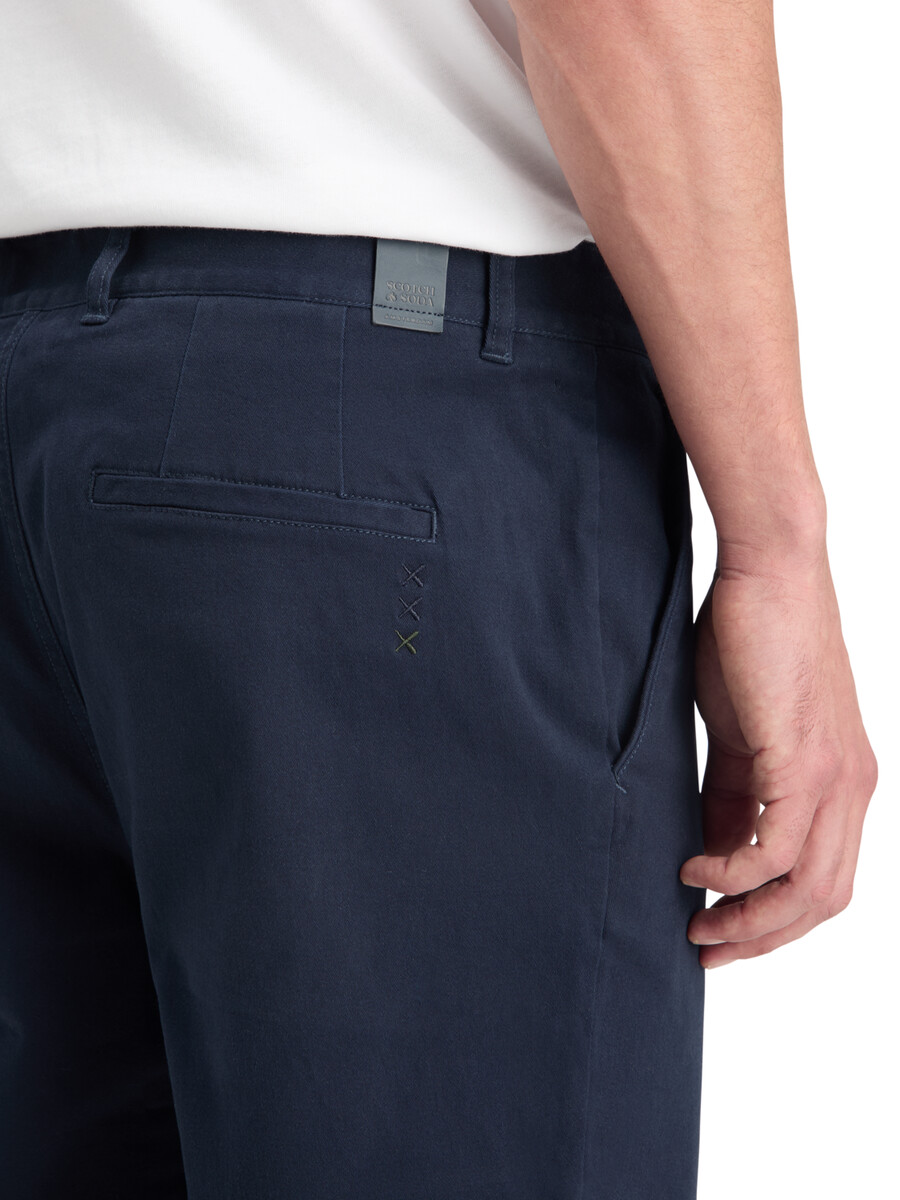 essentials — chino in twill misto cotone drift