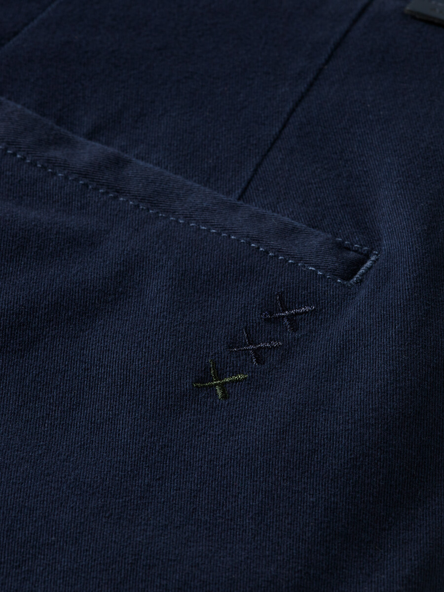 essentials — chino in twill misto cotone drift
