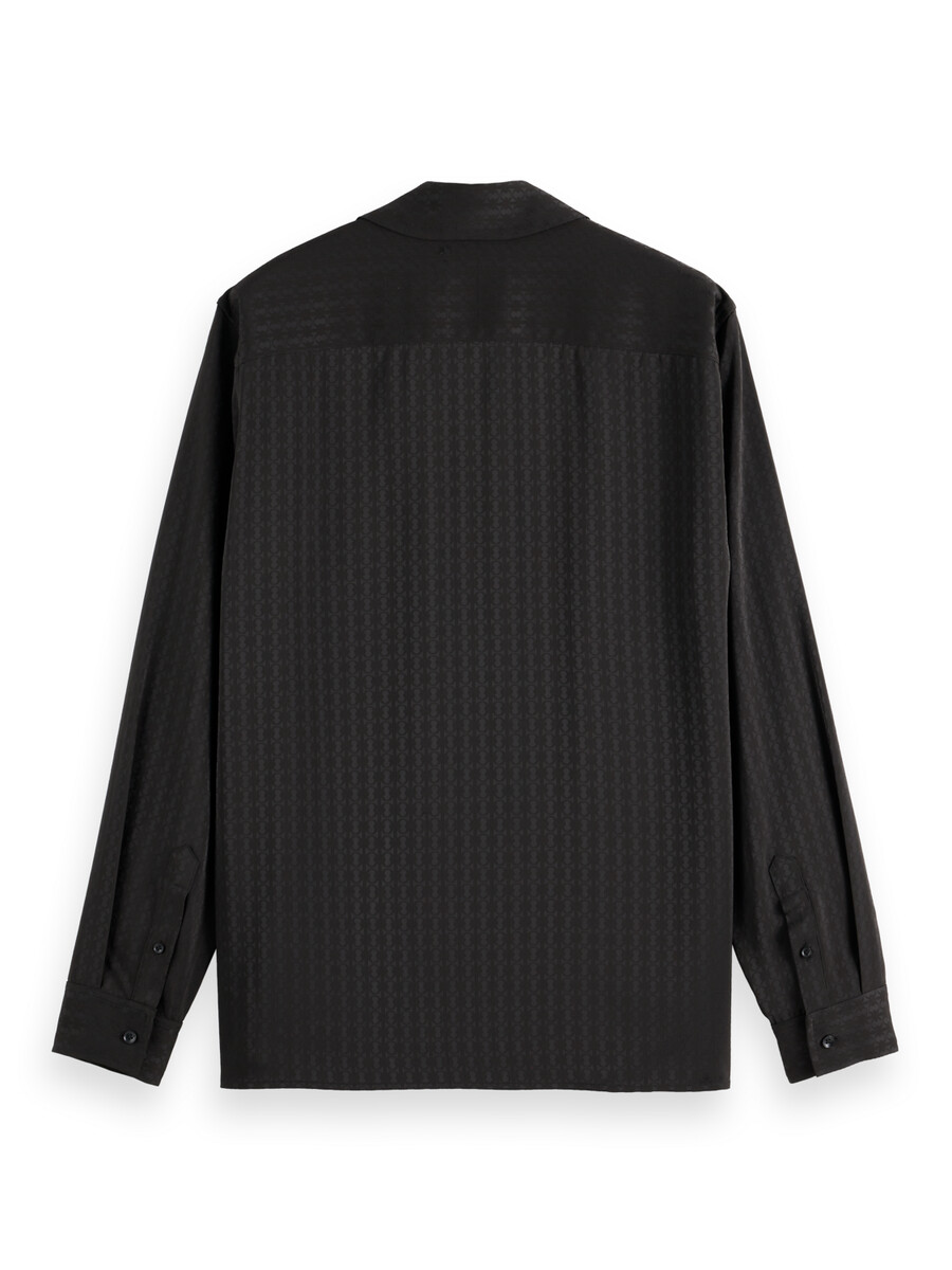 camicia in raso jacquard dalla vestibilità comoda