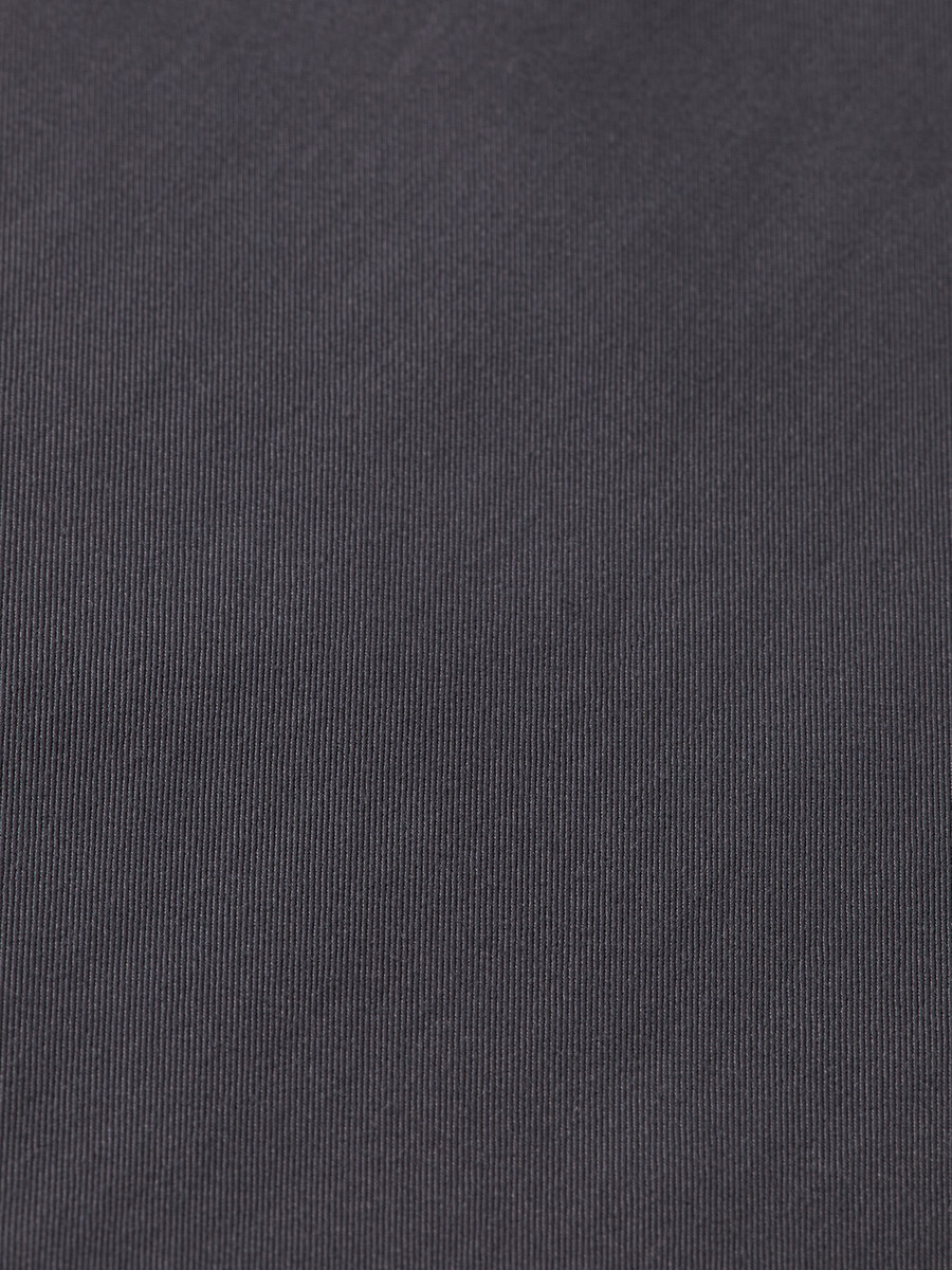 camicia a maniche corte in raso dalla vestibilità regolare