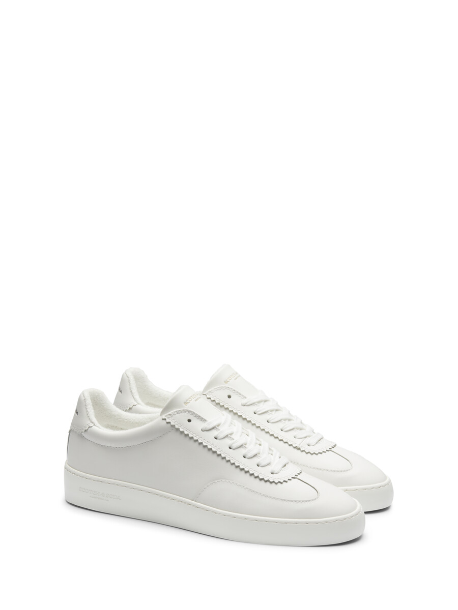 sneaker in pelle plakka