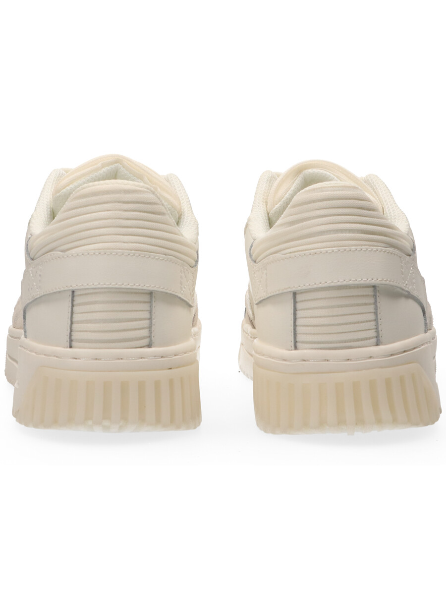 nuove scarpe da ginnastica da tazza