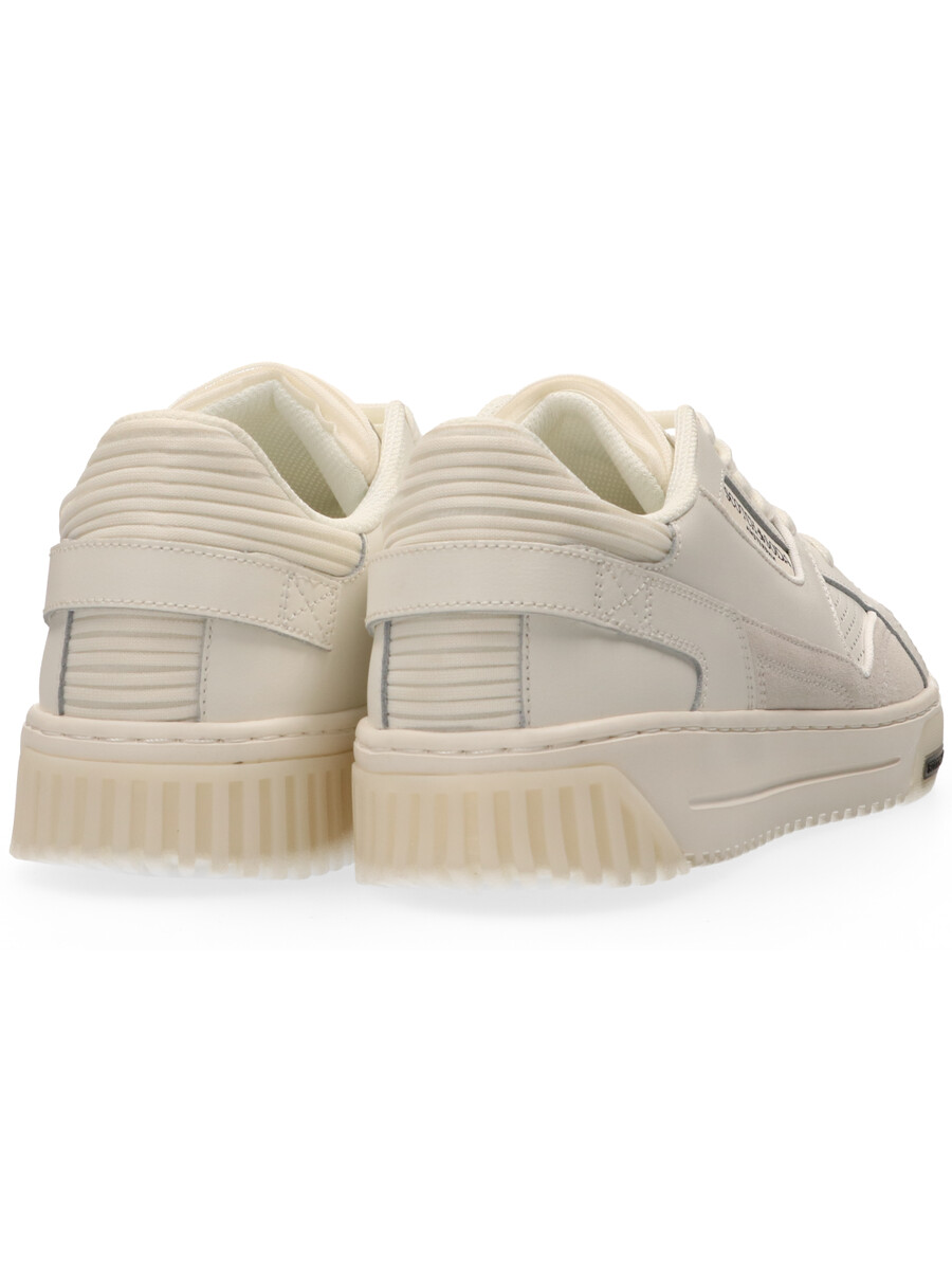 nuove scarpe da ginnastica da tazza