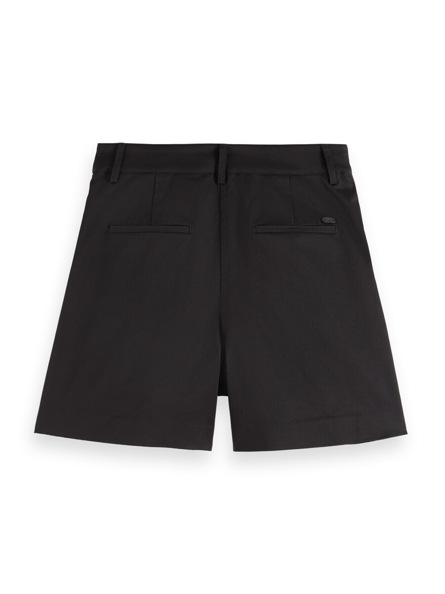 essentials — abott chino short