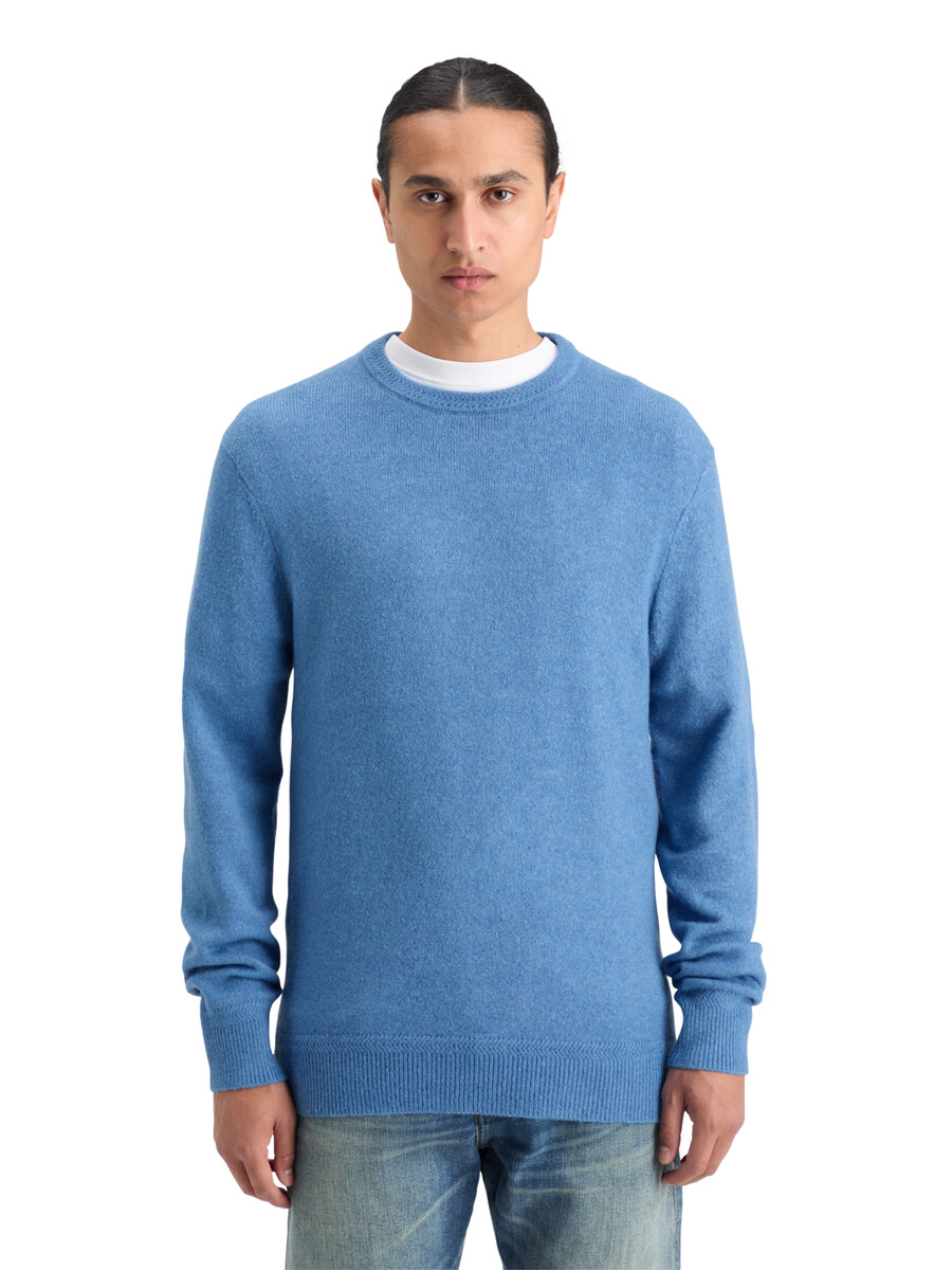 maglione morbido in maglia dalla vestibilità regolare