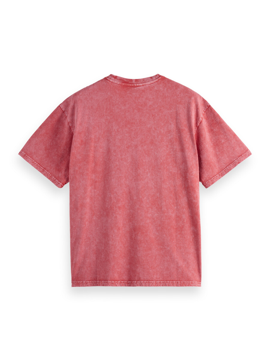 t-shirt con tasca frontale lavata e vestibilità rilassata