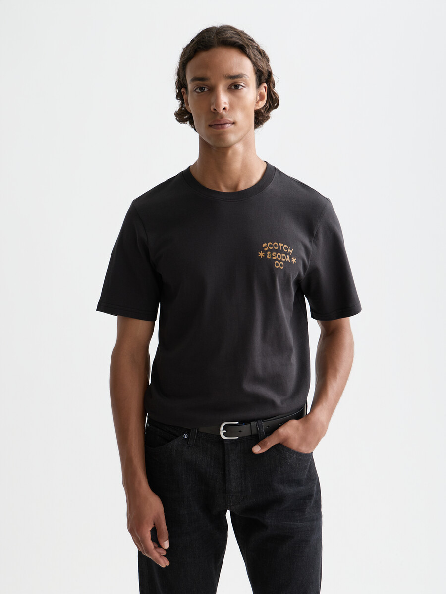 t-shirt regular fit con grafica sul petto