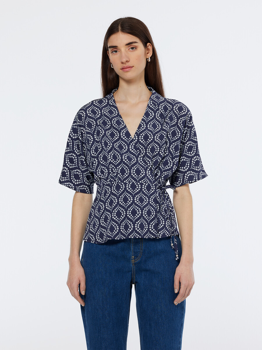 top avvolgente in jacquard