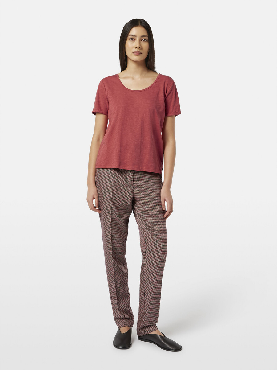 t-shirt regular fit con scollo a u e lavorazione slub